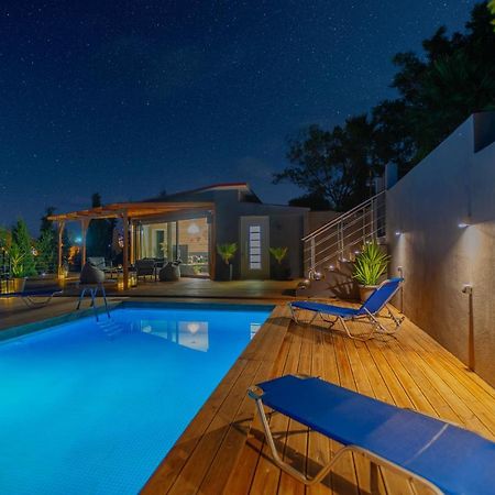 Private Pool Villa Ggki Skepasti Kültér fotó