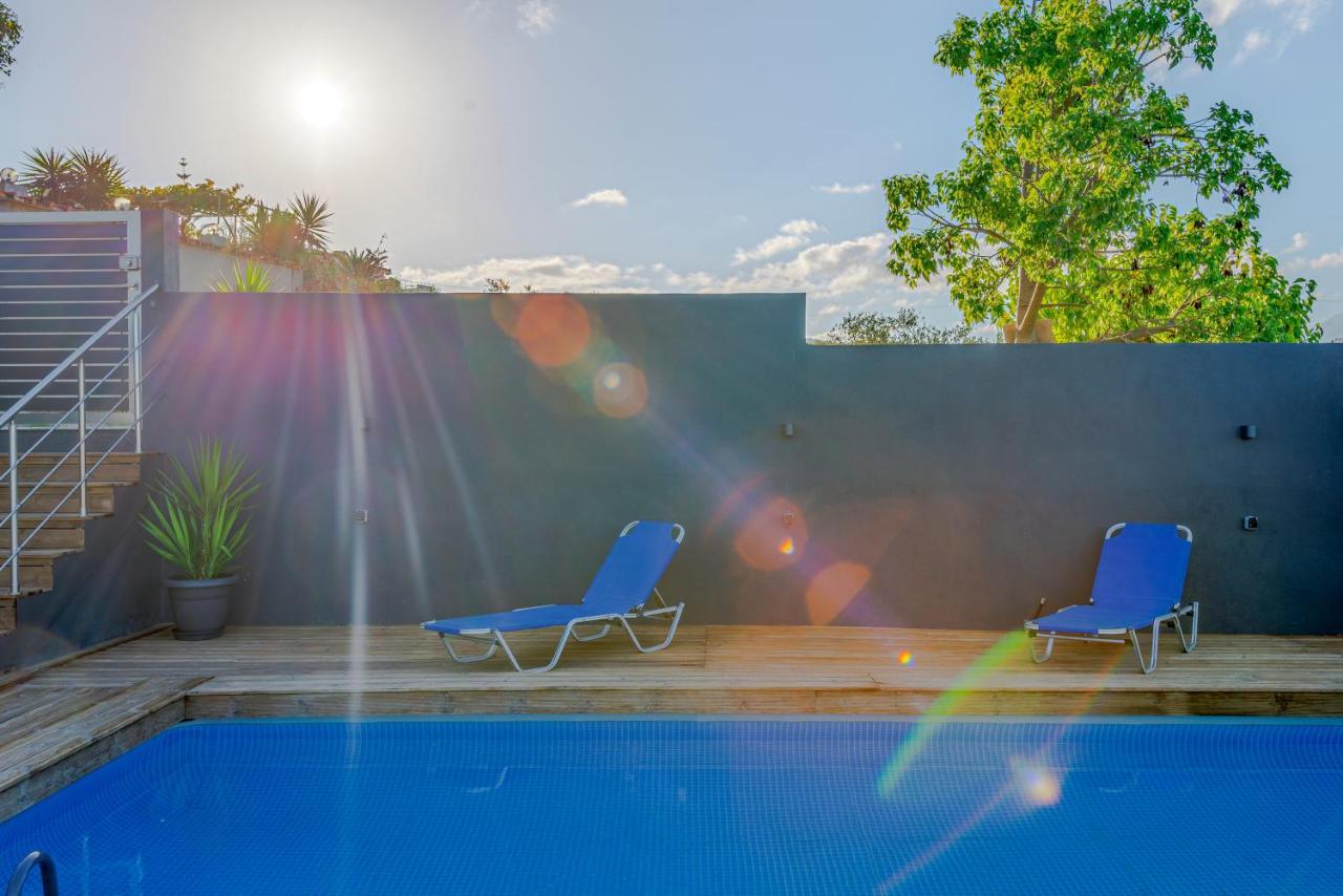 Private Pool Villa Ggki Skepasti Kültér fotó