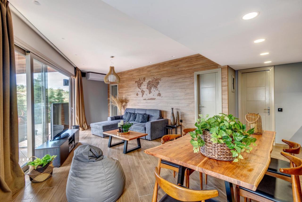 Private Pool Villa Ggki Skepasti Kültér fotó